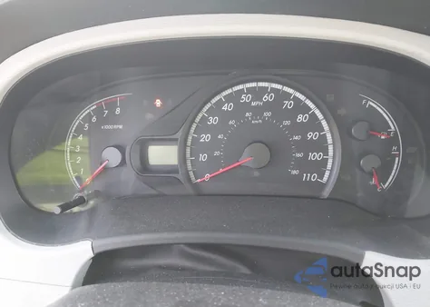 2011 Toyota Sienna Le V6 from USA, damaged, VIN 5TDKK3DC1BS002848